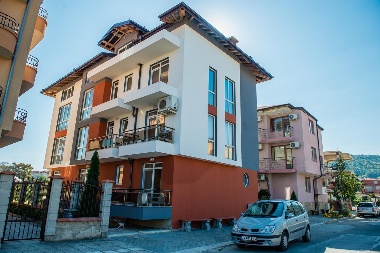 Guest House Sg-Brothers Obzor Exterior photo